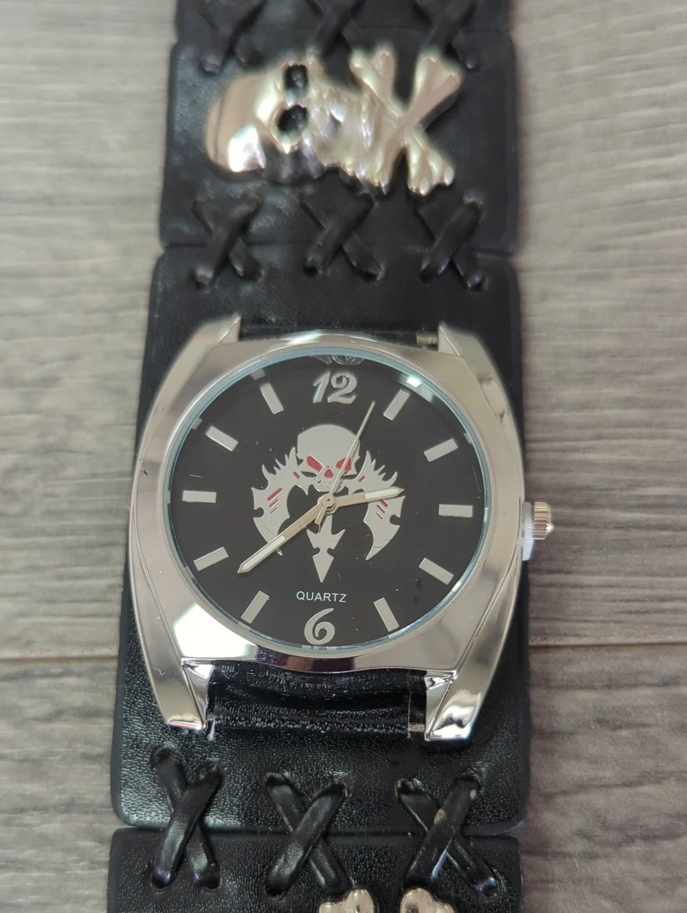 Leather Skull Unisex Wrist Watch